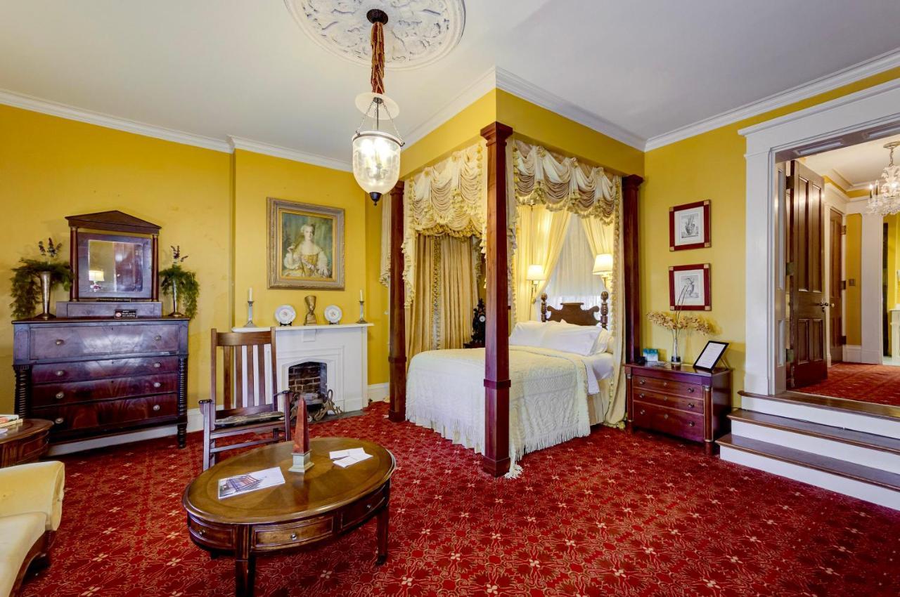 Anchuca Historic Mansion & Inn ヴィックスバーグ エクステリア 写真